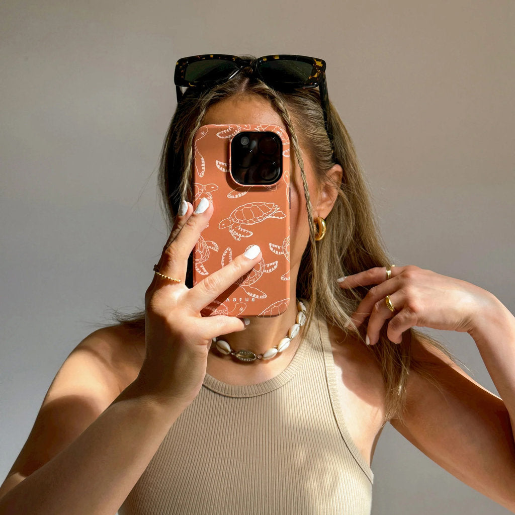 Burga Tough Case Apple iPhone 15 - Earth Shell