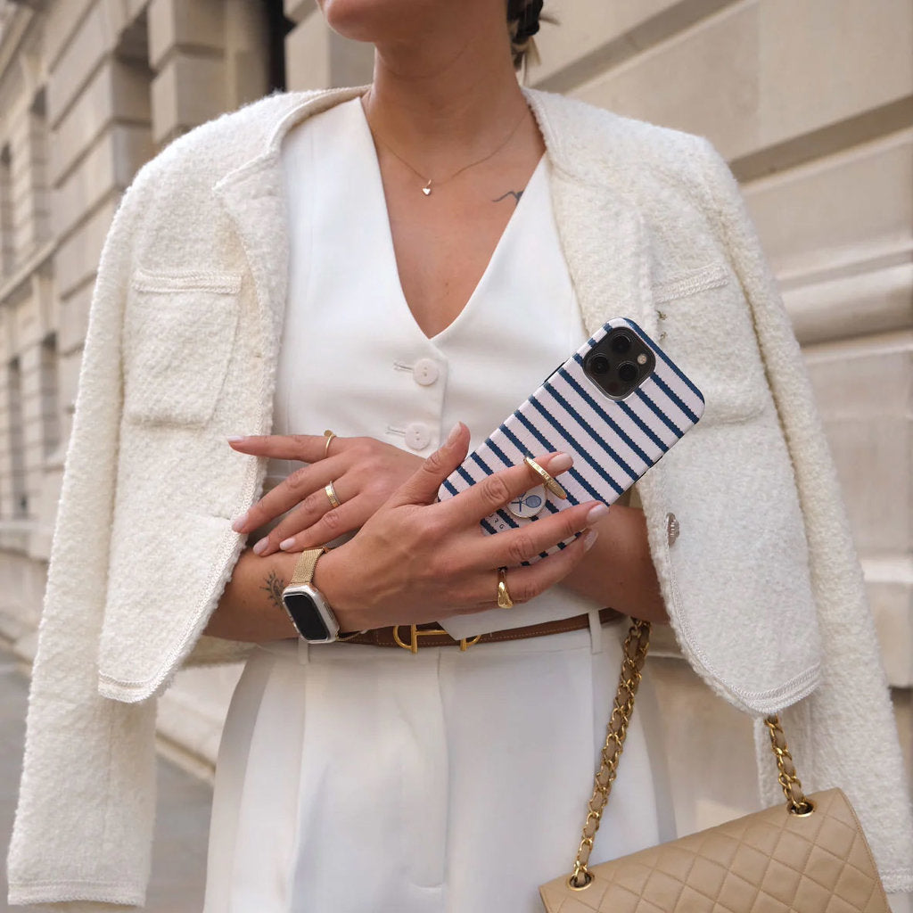 Burga Tough Case Apple iPhone 15 - Old Money