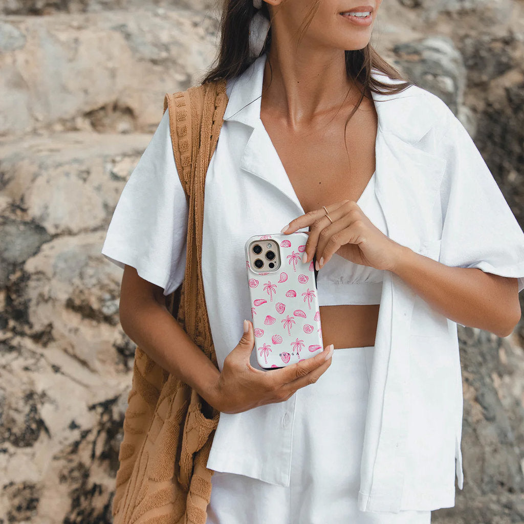 Burga Tough Magsafe Case Apple iPhone 15 - Beach Please