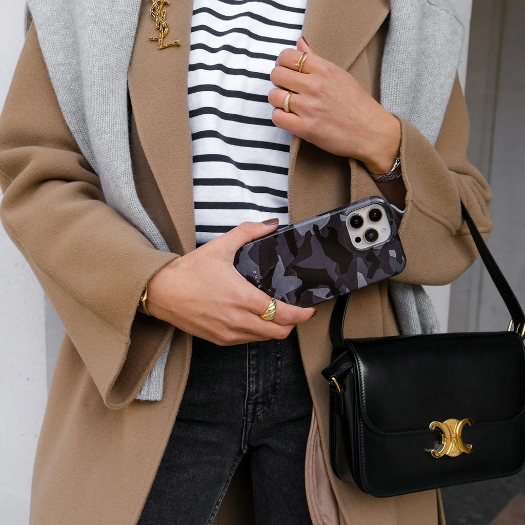 Burga Tough Case Apple iPhone 16 Pro - Night Black Camo