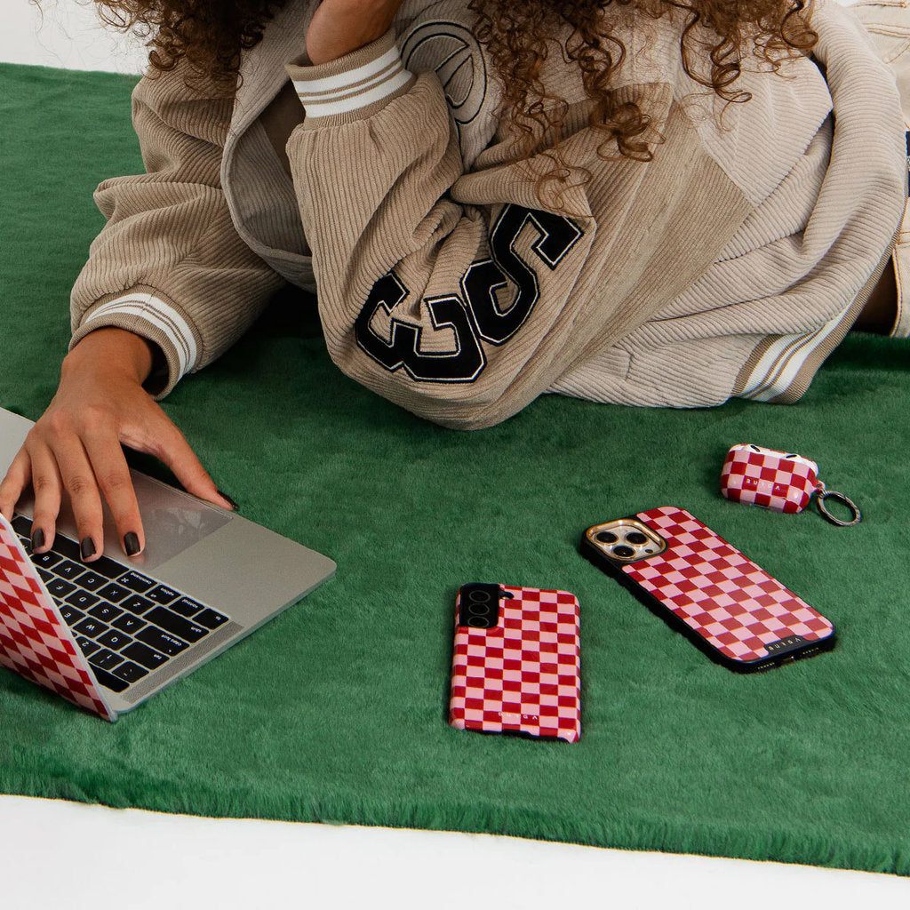 Burga Tough Case Apple iPhone 15 - Cheerleader